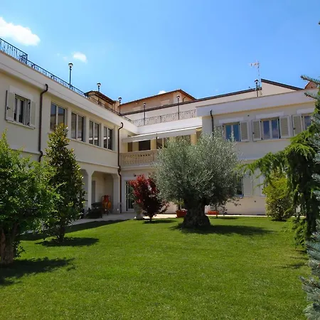 Residenza San Flaviano, Relais Di Charme 4* ל'אקווילה