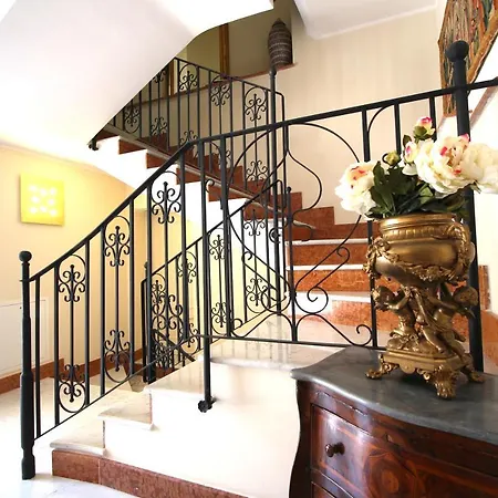 Residenza San Flaviano, Relais Di Charme לינה וארוחת בוקר 4*