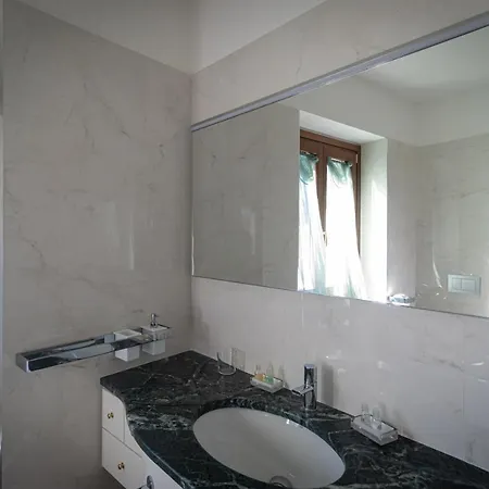 Residenza San Flaviano, Relais Di Charme לינה וארוחת בוקר ל'אקווילה