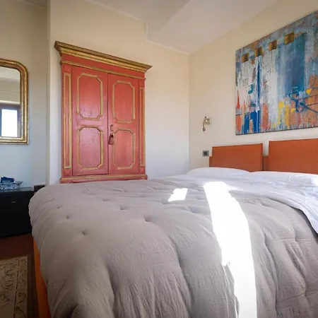 Residenza San Flaviano, Relais Di Charme לינה וארוחת בוקר 4*