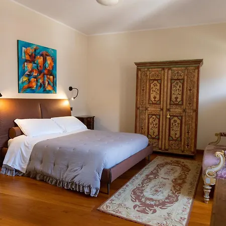 Residenza San Flaviano, Relais Di Charme לינה וארוחת בוקר 4*