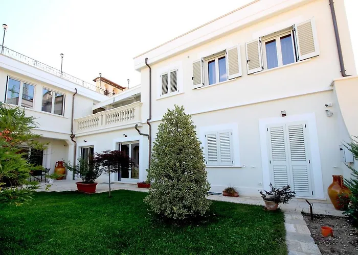 Alojamento de Acomodação e Pequeno-almoço Residenza San Flaviano, Relais Di Charme LʼAquila