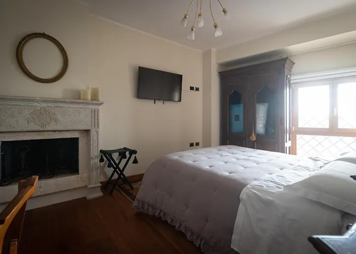 Residenza San Flaviano, Relais Di Charme Alojamento de Acomodação e Pequeno-almoço LʼAquila